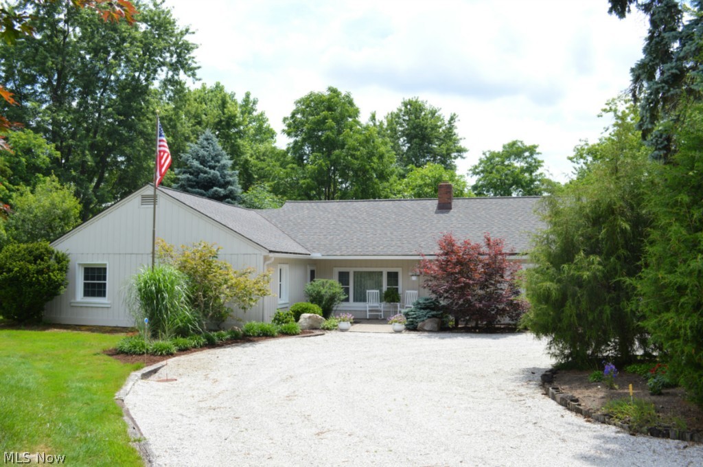 2092 Middleton Road Hudson, OH 44236 - Photo 2 of 25 Gallery Image 2