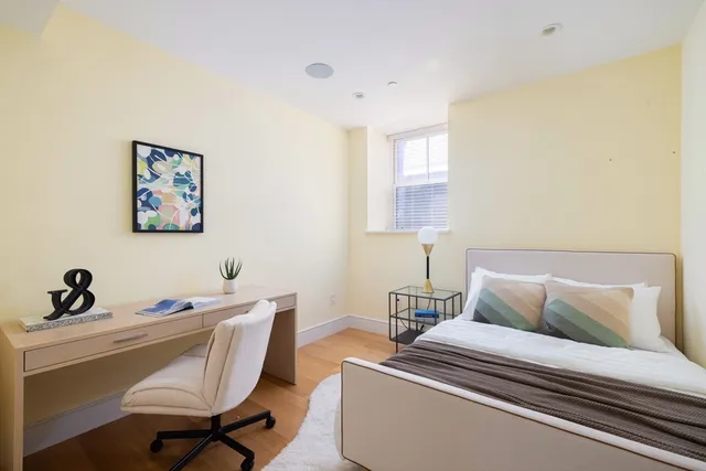 $1,598,000 | 373 Harvard Street, Unit 1, Brookline, MA 02446