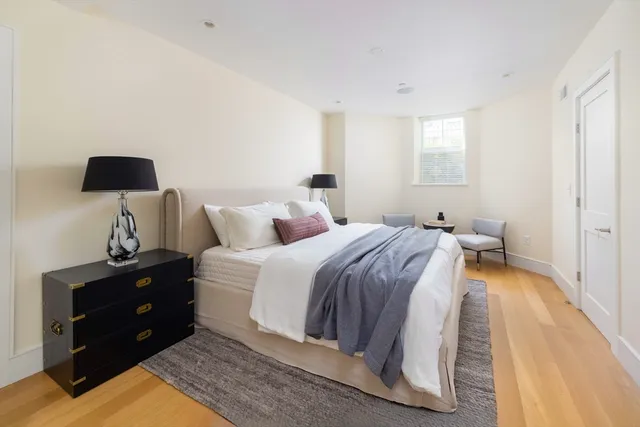 $1,598,000 | 373 Harvard Street, Unit 1, Brookline, MA 02446