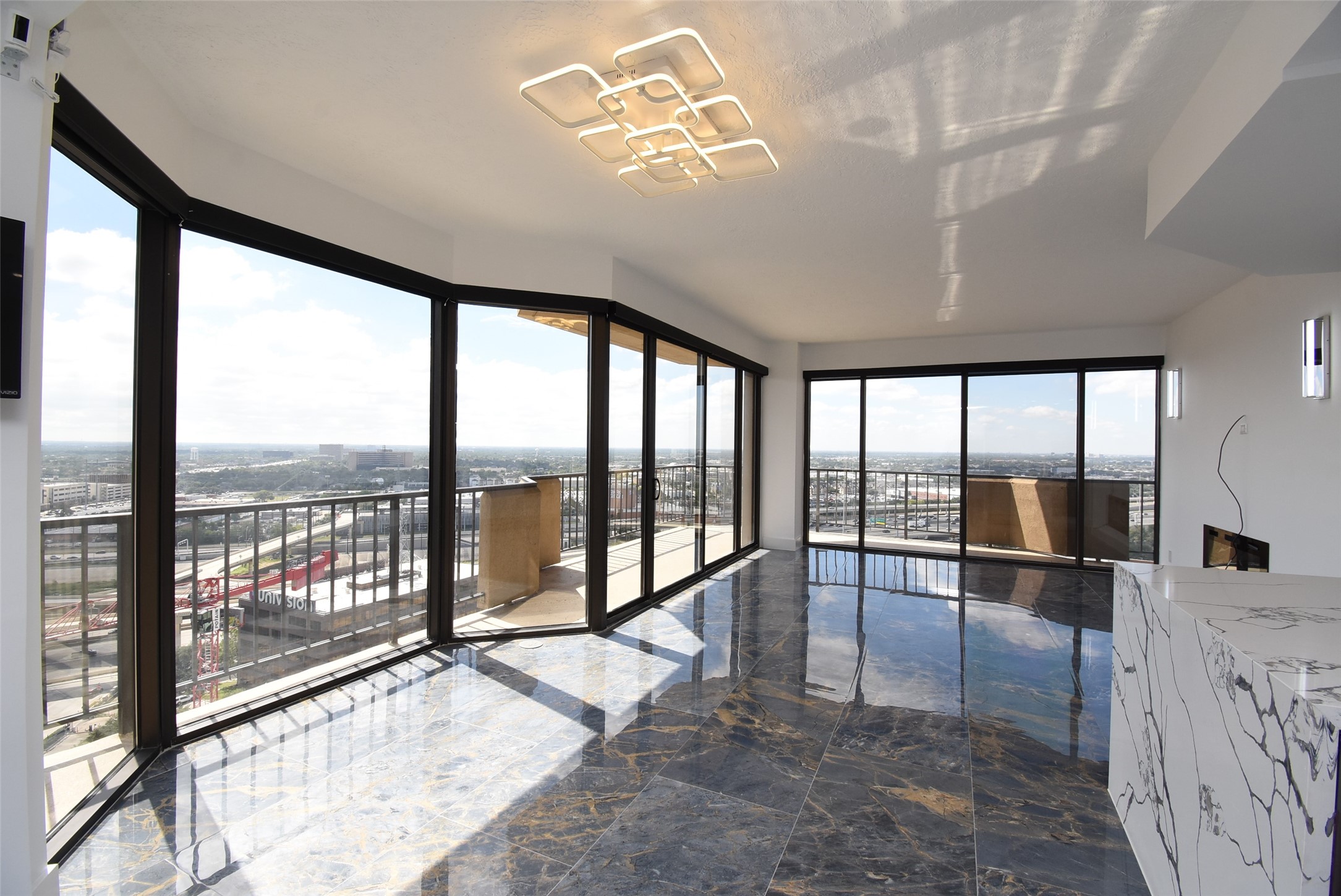 3350 McCue Road, Unit 2101 Houston, TX 77056 - Photo 7 of 50 Gallery Image 7