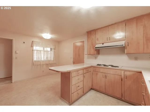 $400,000 | 4494 Cascade Drive, Eugene, OR 97402