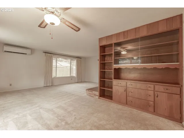 $400,000 | 4494 Cascade Drive, Eugene, OR 97402