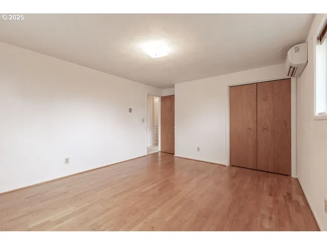 $400,000 | 4494 Cascade Drive, Eugene, OR 97402