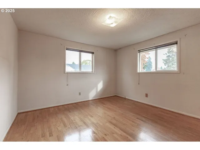 $400,000 | 4494 Cascade Drive, Eugene, OR 97402