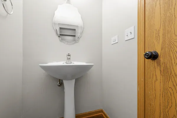 $2,500 | 25273 Faraday Road, Manhattan, IL 60442