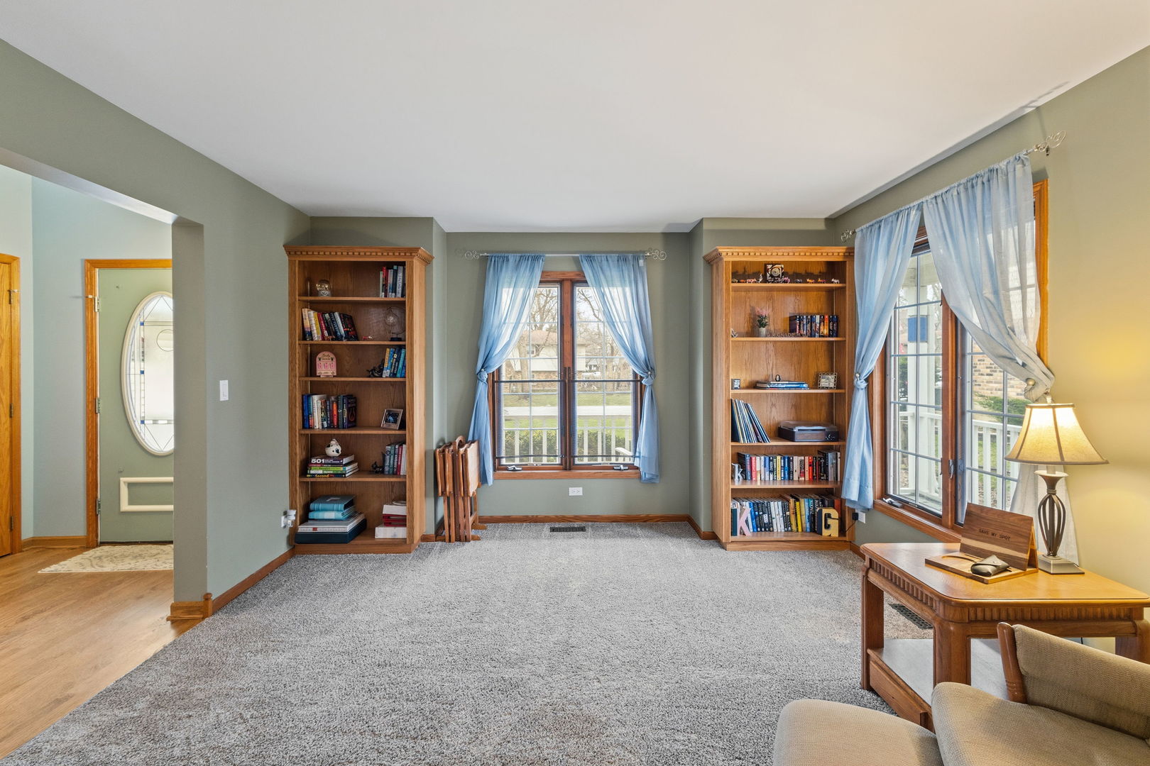 520 Birchwood Road Frankfort, IL 60423 - Photo 3 of 18