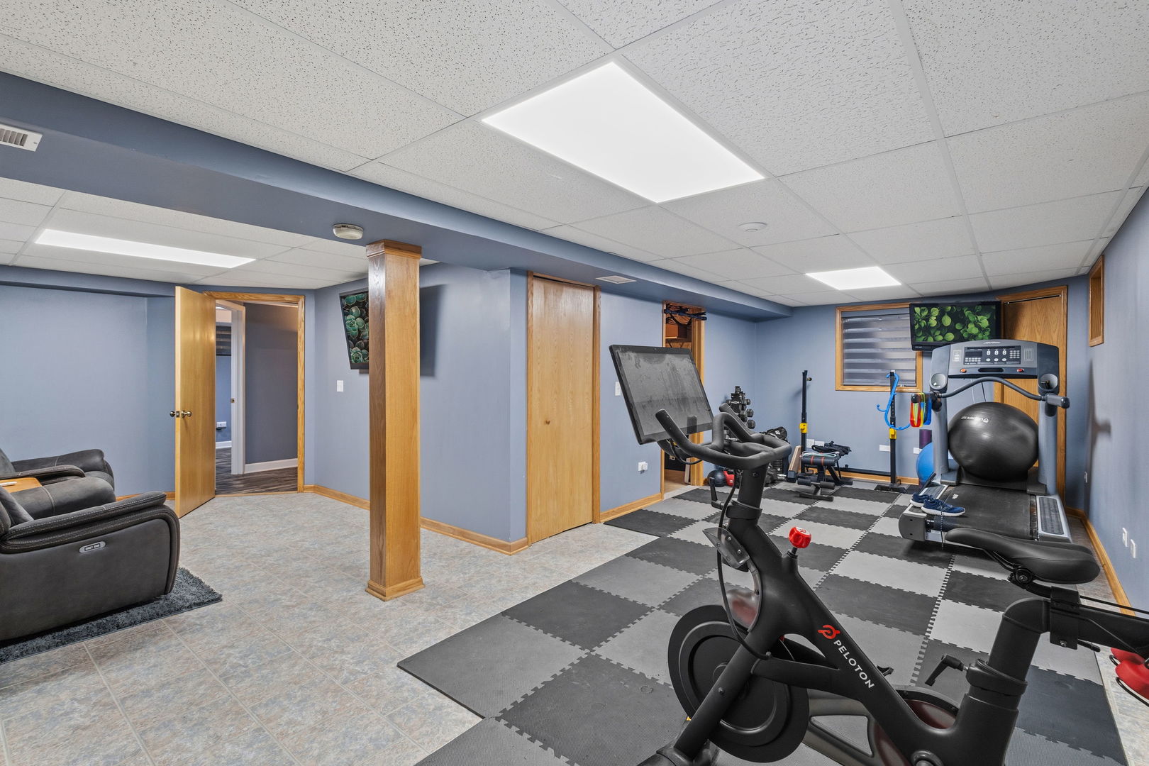 520 Birchwood Road Frankfort, IL 60423 - Photo 9 of 18