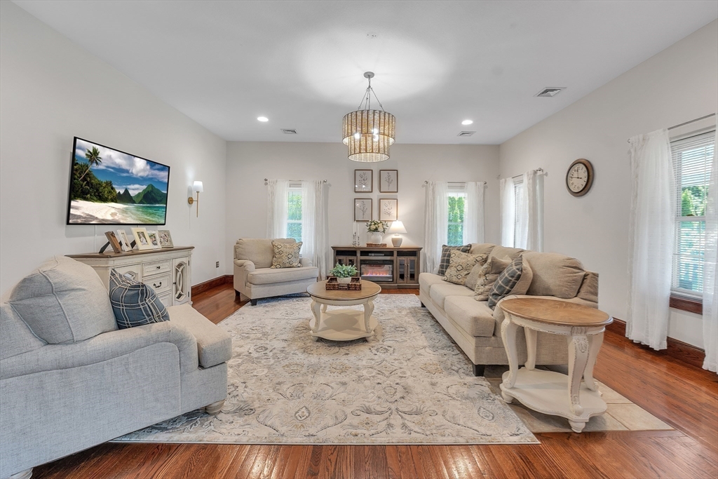 3128 Boston Road Wilbraham, MA 01095 - Photo 7 of 40