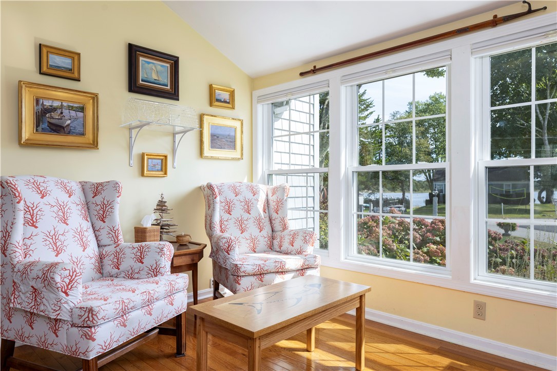51 Flintstone Road Narragansett, RI 02882 - Photo 16 of 49