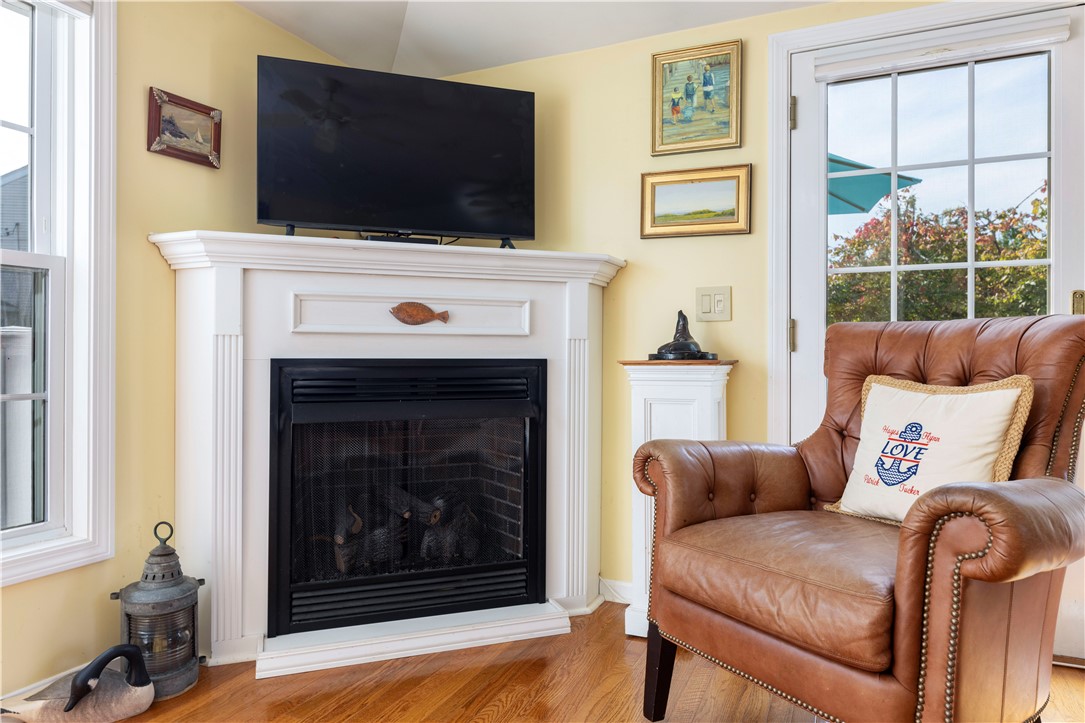 51 Flintstone Road Narragansett, RI 02882 - Photo 18 of 49