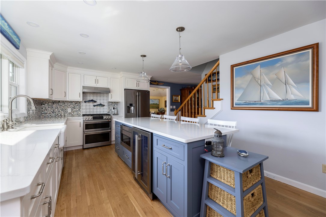 51 Flintstone Road Narragansett, RI 02882 - Photo 4 of 49