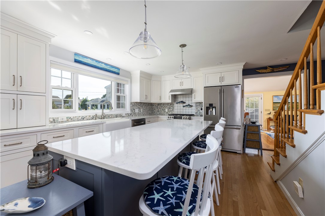 51 Flintstone Road Narragansett, RI 02882 - Photo 8 of 49