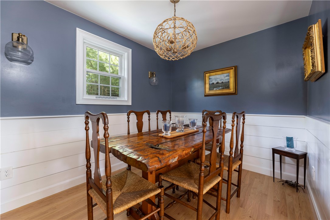 51 Flintstone Road Narragansett, RI 02882 - Photo 9 of 49