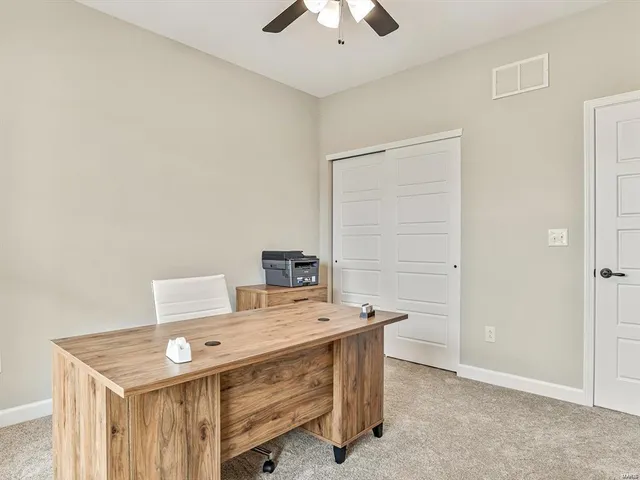 $450,990 | 4132 Tbb Summer Oak Road, Smithton, IL 62285