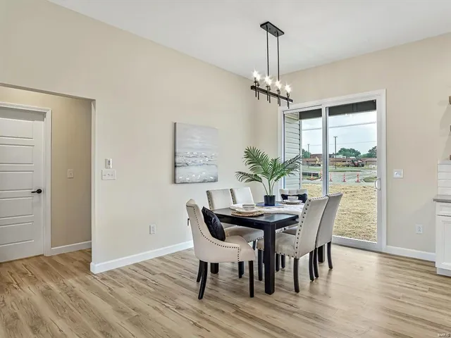 $450,990 | 4132 Tbb Summer Oak Road, Smithton, IL 62285