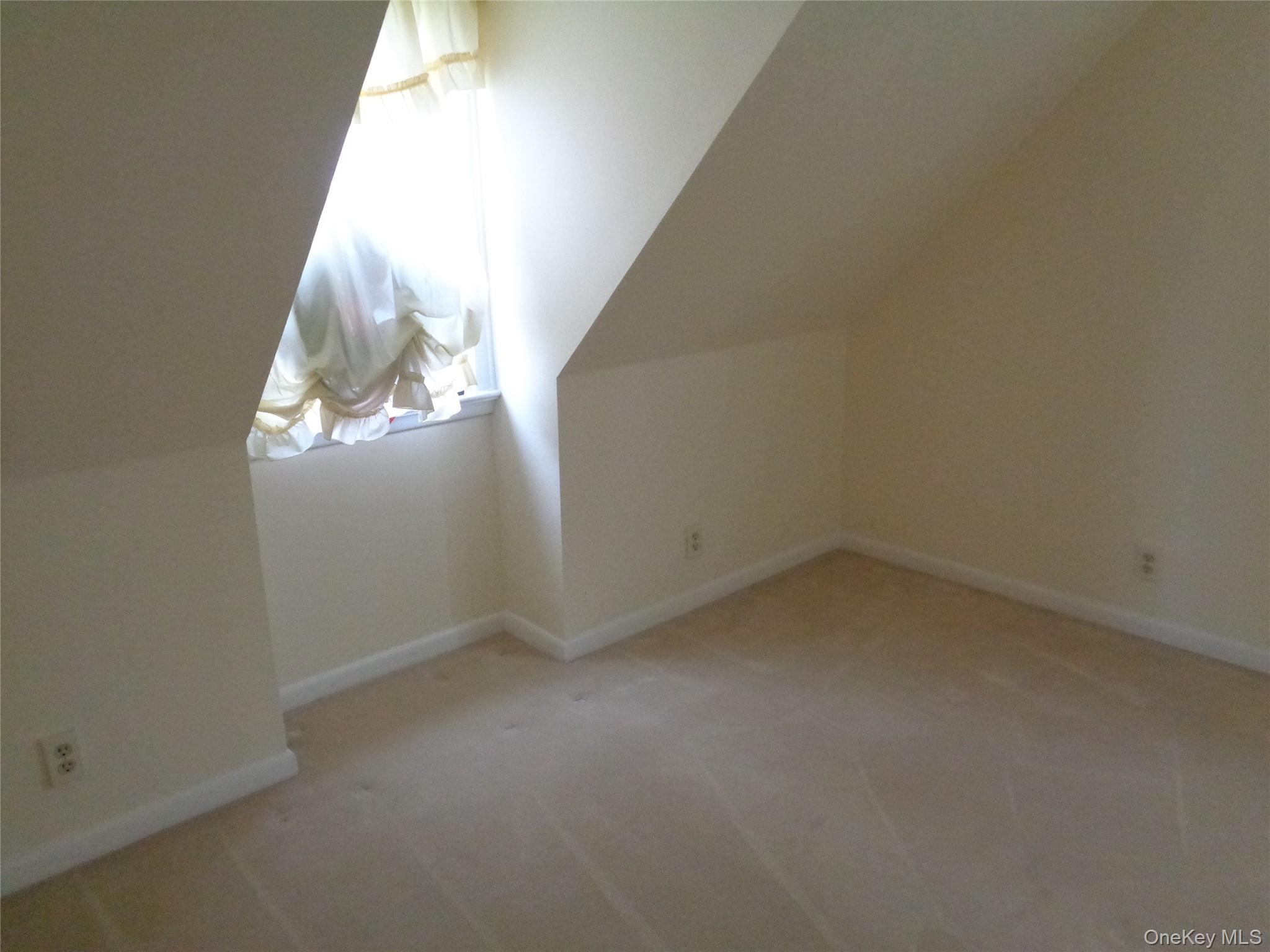 9 Valley Terrace Port Chester, NY 10573 - Photo 12 of 25