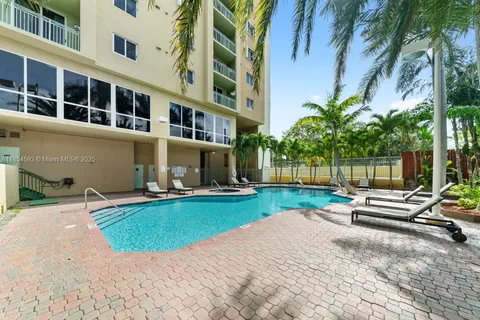 $1,999 | 3500 Coral Way, Unit 1006, Miami, FL 33145