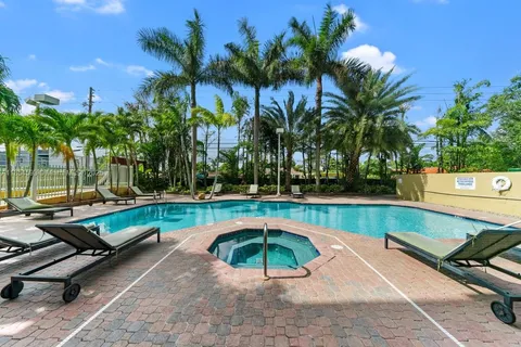 $1,999 | 3500 Coral Way, Unit 1006, Miami, FL 33145