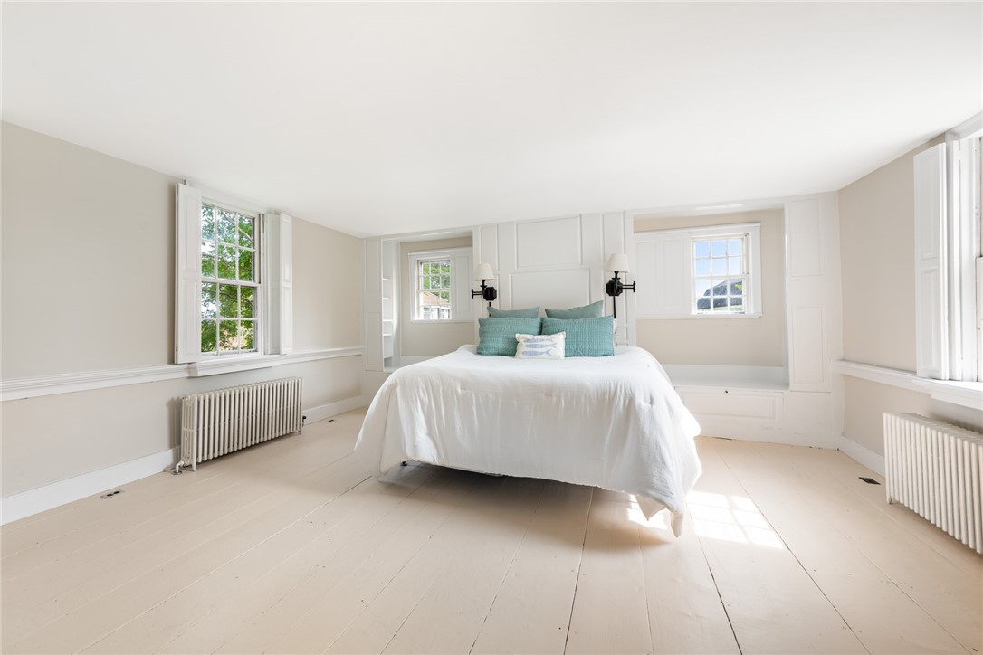 958 Puncatest Neck Road Tiverton, RI 02878 - Photo 24 of 50