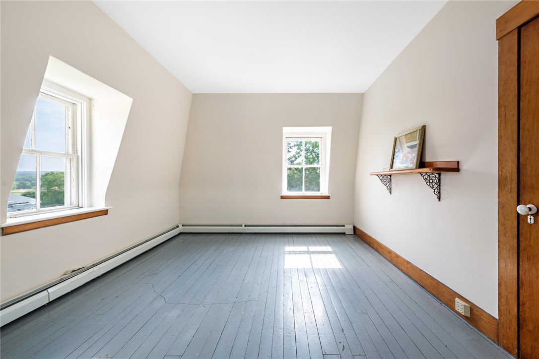 958 Puncatest Neck Road Tiverton, RI 02878 - Photo 33 of 50