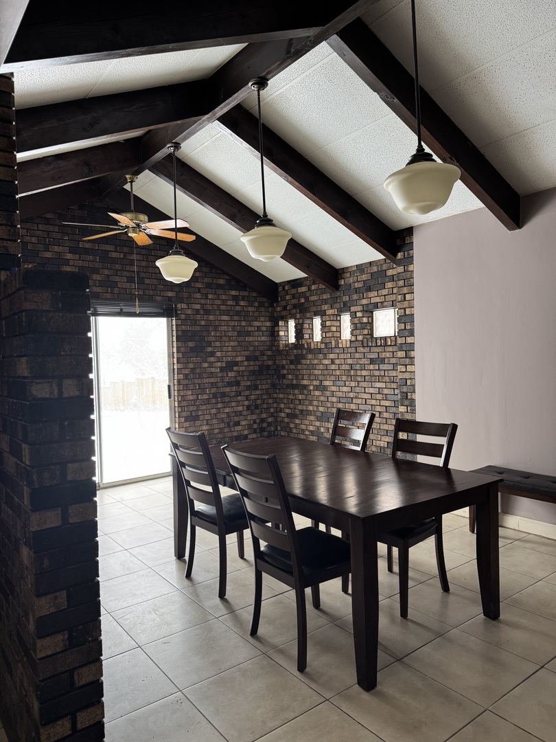 16037 Springfield Avenue Markham, IL 60428 - Photo 4 of 15