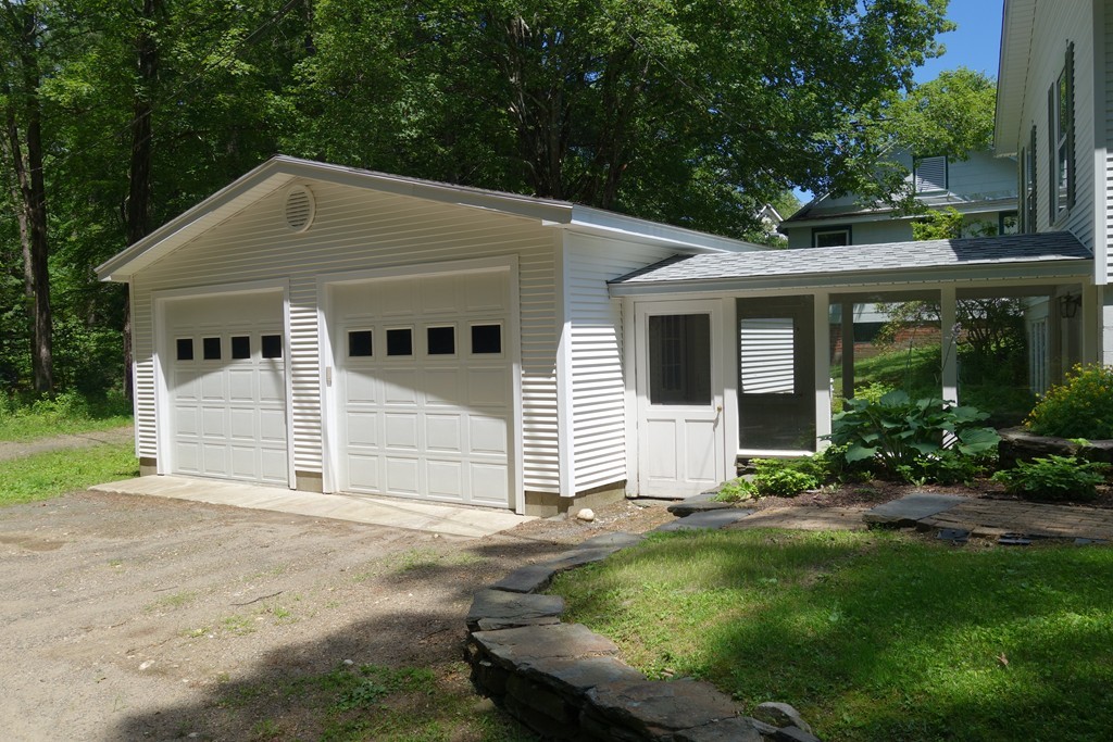 45 Allen Mill Road Amherst, MA 01002 - Photo 3 of 30 Gallery Image 3