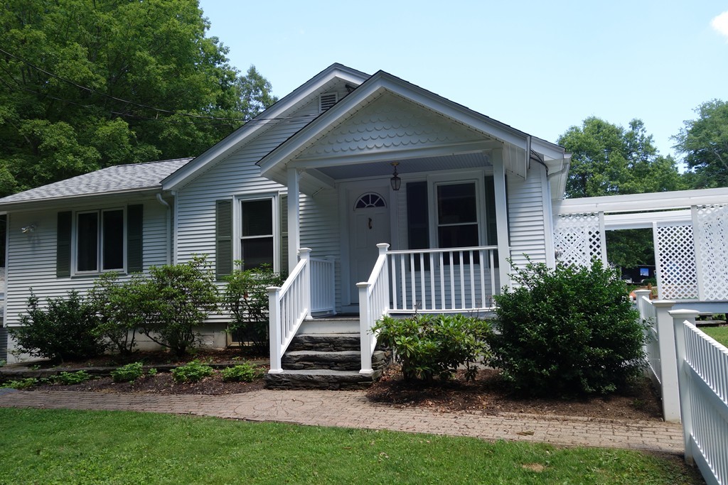 45 Allen Mill Road Amherst, MA 01002 - Photo 4 of 30 Gallery Image 4