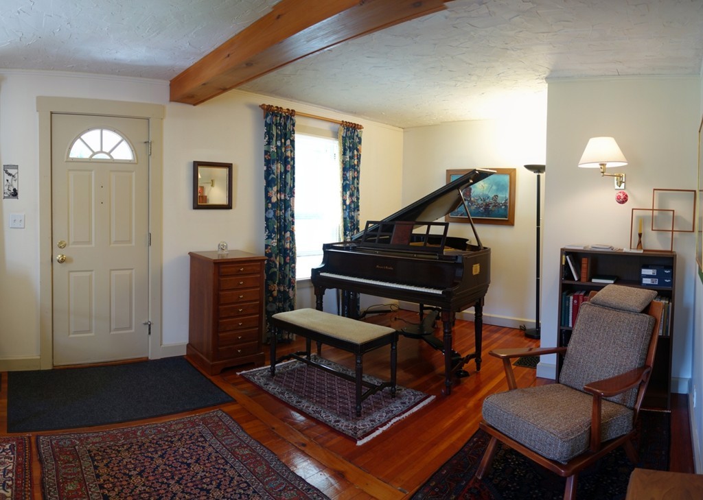 45 Allen Mill Road Amherst, MA 01002 - Photo 5 of 30 Gallery Image 5