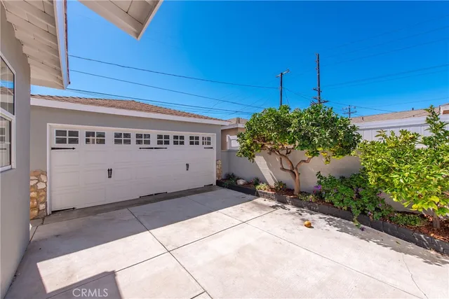 $5,800 | 2704 184th Street, Redondo Beach, CA 90278