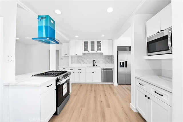 $5,800 | 2704 184th Street, Redondo Beach, CA 90278