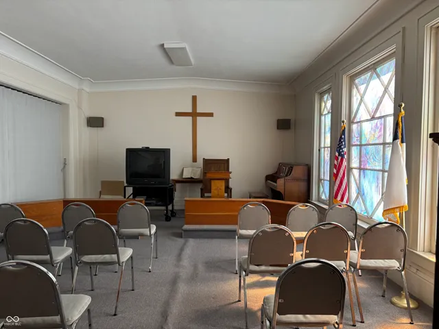 $399,900 | 2228 South 7th Street, Terre Haute, IN 47802