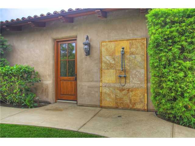 16559 Rd To Rio San Diego, CA 92127 - Photo 19 of 21 OUTDOOR SHOWER, AS WELL AS FULL POOL BATH