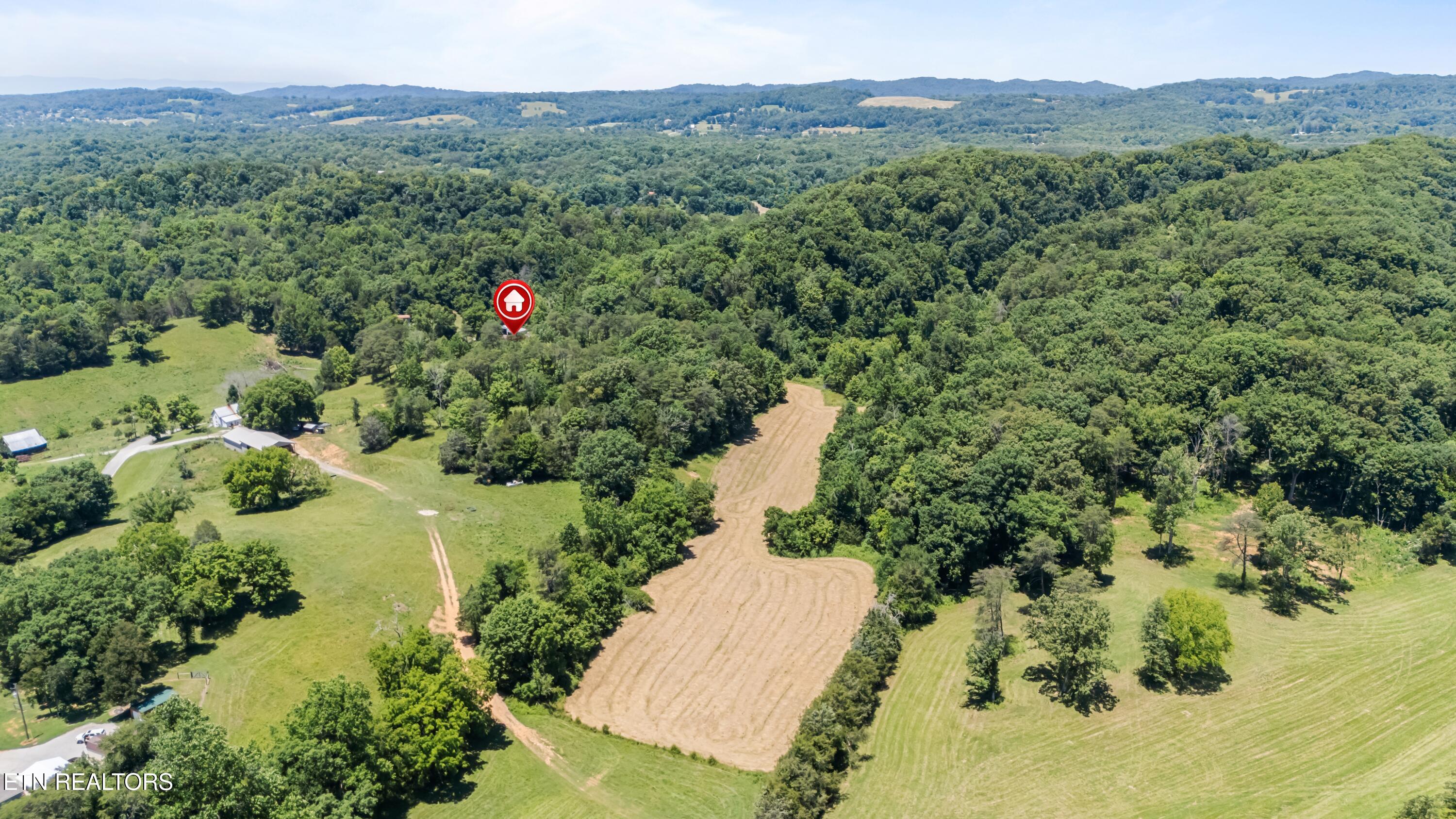 217 Keystown Road Luttrell, TN 37779 - Photo 7 of 40 DJI_20260617131515_0013_D