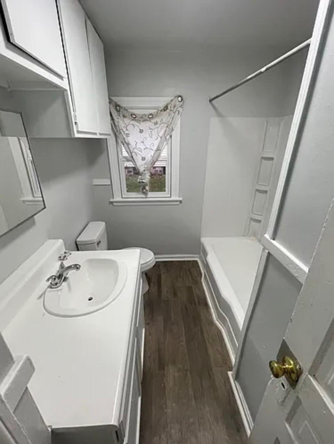 1013 Maple Avenue Jackson, MI 49203 - Photo 11 of 13 IMG_2925