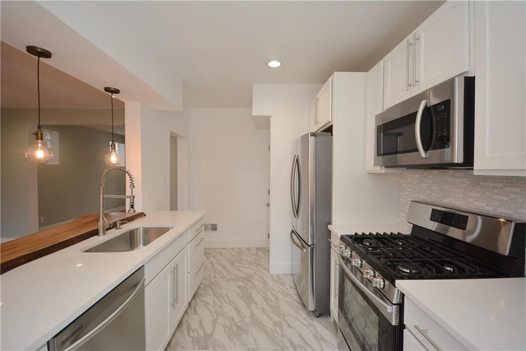 119 West Garden Road Pittsburgh, PA 15227 - Photo 11 of 25 Gallery Image 11