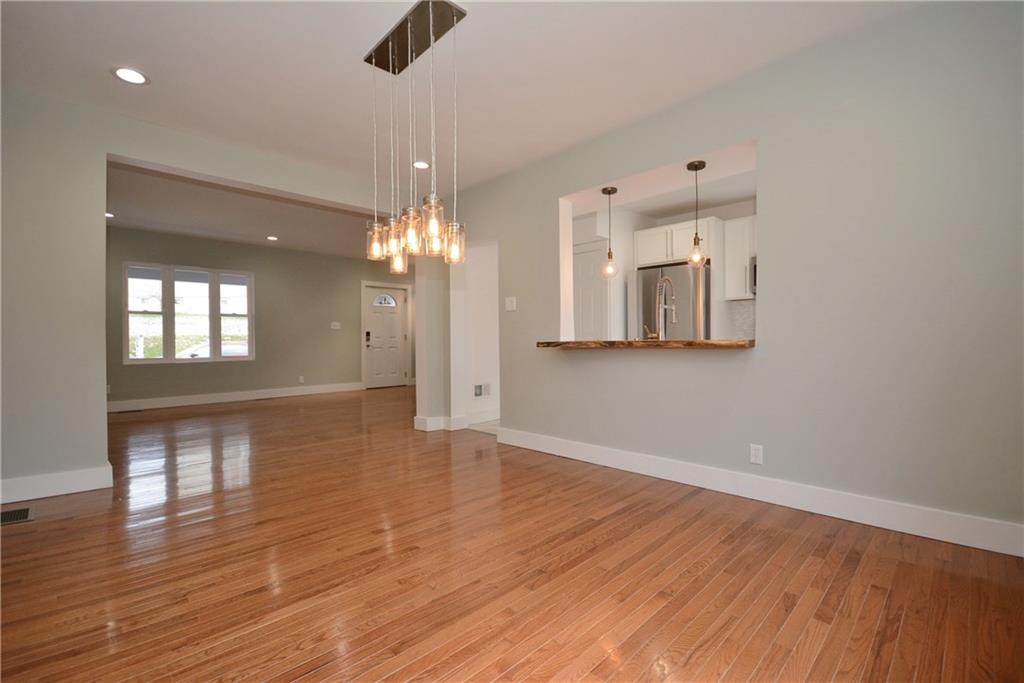 119 West Garden Road Pittsburgh, PA 15227 - Photo 7 of 25 Dining Room