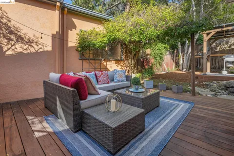 $1,599,000 | 1983 Yosemite Road, Berkeley, CA 94707