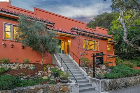 $1,599,000 | 1983 Yosemite Road, Berkeley, CA 94707
