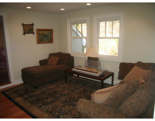 3 Cedar Brook Road Wellesley, MA 02482 - Photo 8 of 11