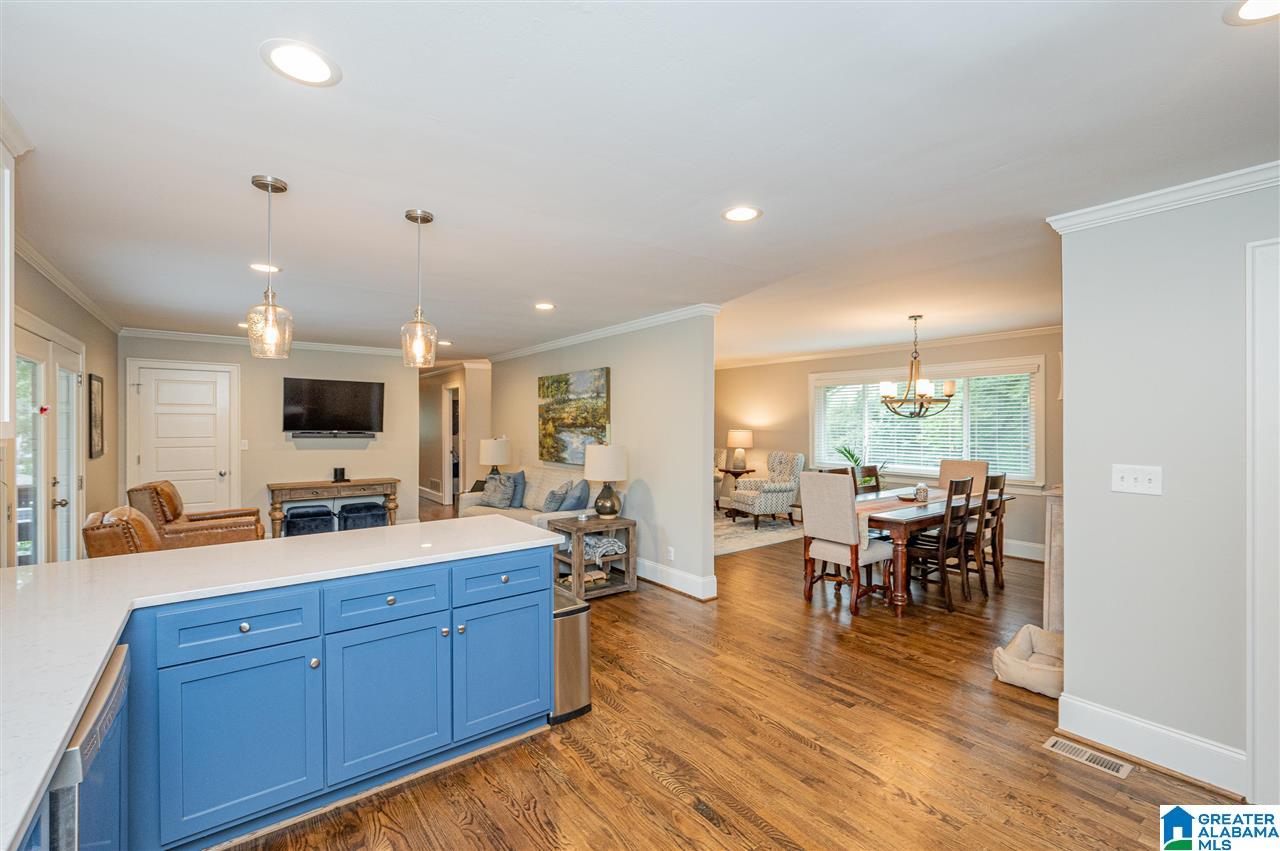 210 Raymond Drive Birmingham, AL 35209 - Photo 13 of 50