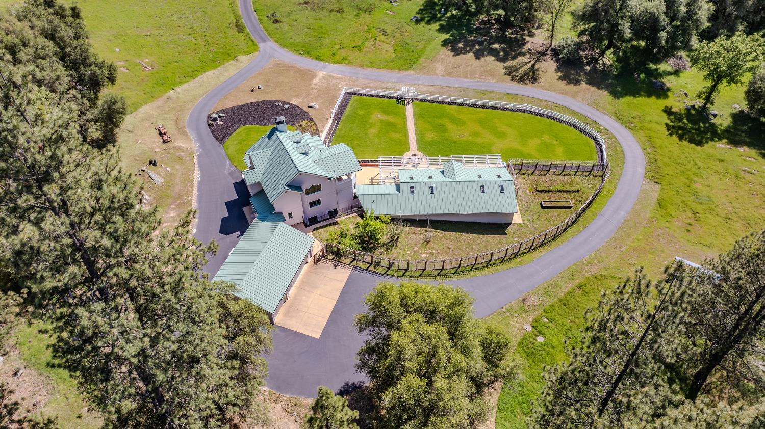 22930 Meadow View Road Fiddletown, CA 95629 - Photo 11 of 86