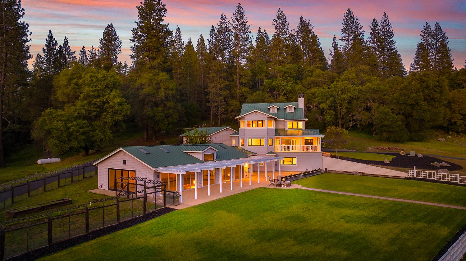 22930 Meadow View Road Fiddletown, CA 95629 - Photo 5 of 86