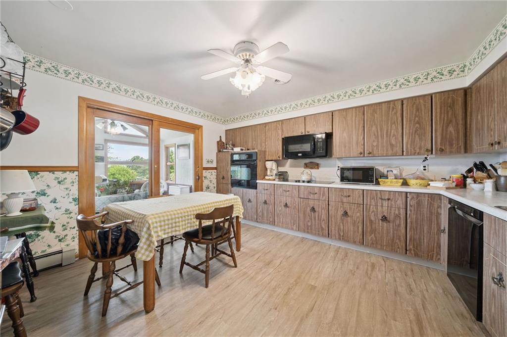 277 Highberger Road Herminie, PA 15637 - Photo 4 of 26 KITCHEN