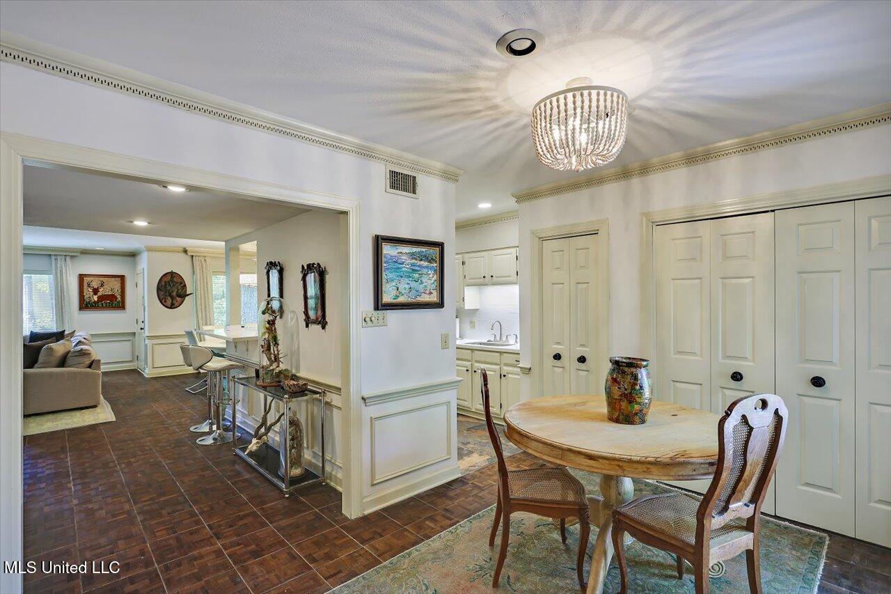 1 Eastbrooke Street Jackson, MS 39216 - Photo 15 of 29 16-1 Eastbrooke St