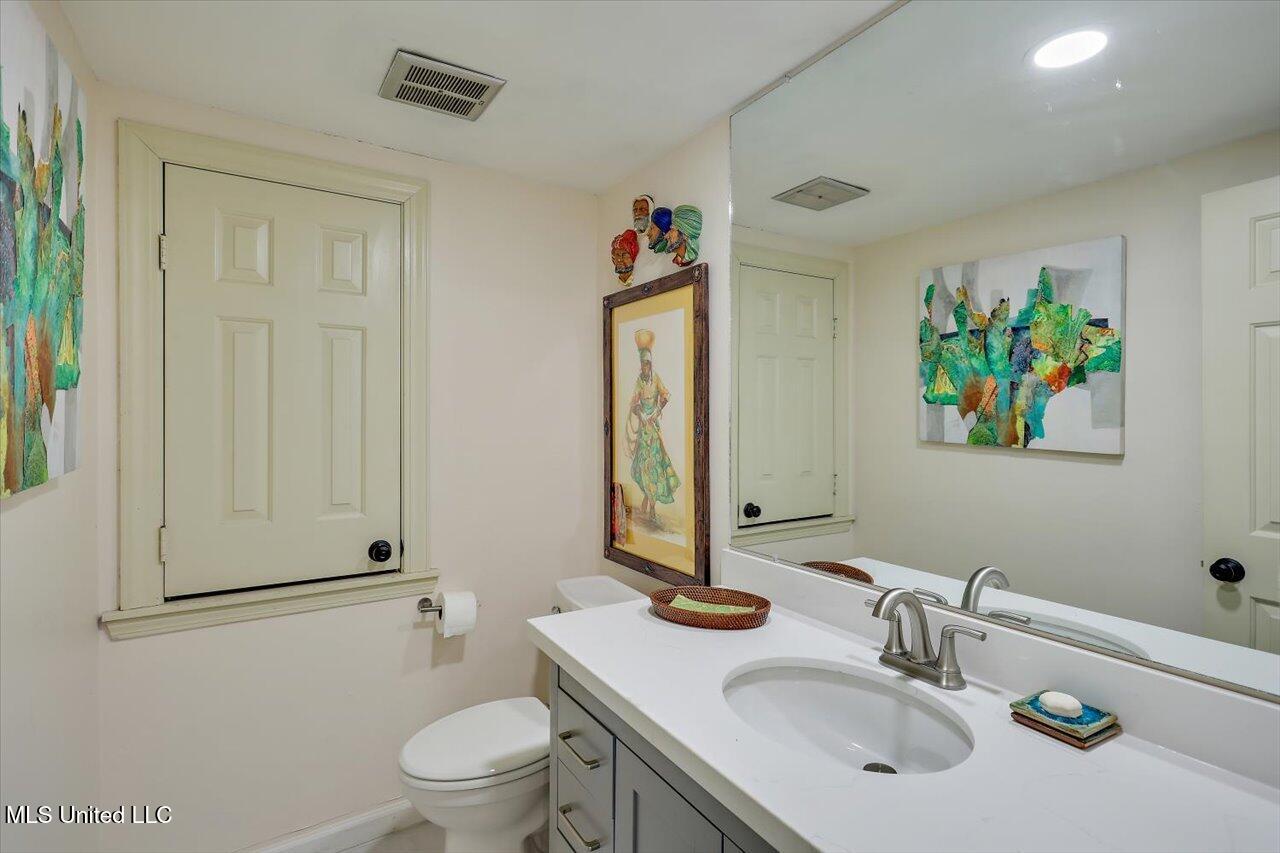 1 Eastbrooke Street Jackson, MS 39216 - Photo 19 of 29 20-1 Eastbrooke St