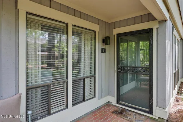 $349,000 | 1 Eastbrooke Street, Jackson, MS 39216