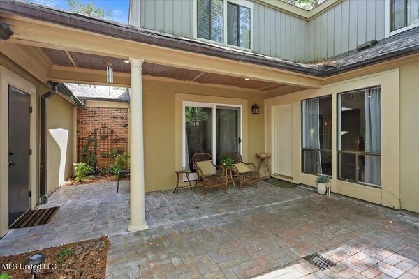 $349,000 | 1 Eastbrooke Street, Jackson, MS 39216