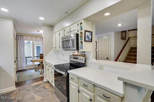 $349,000 | 1 Eastbrooke Street, Jackson, MS 39216