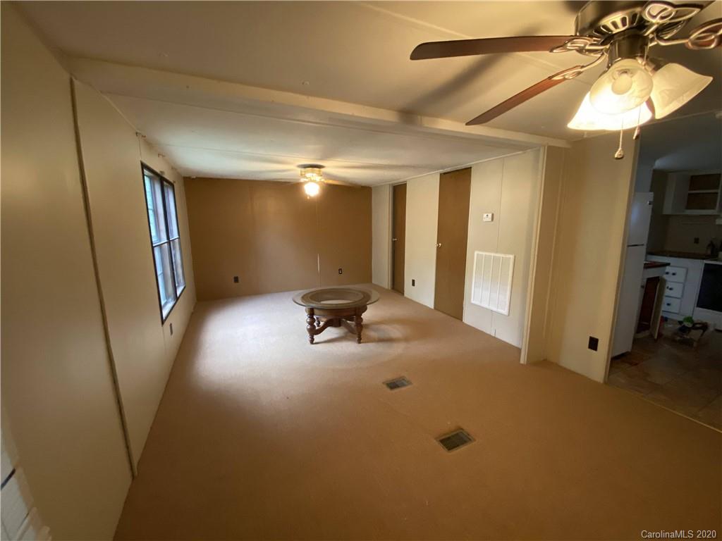 1109 Marthan Road Blythewood, SC 29016 - Photo 7 of 19