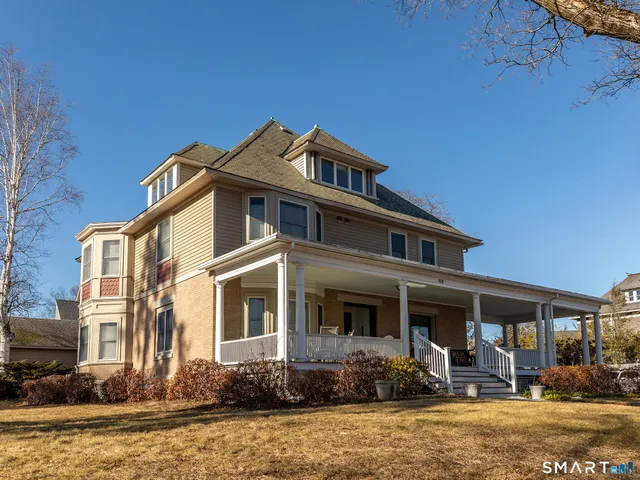 $149,900 | 68 Wilson Avenue, Unit 105, Torrington, CT 06790